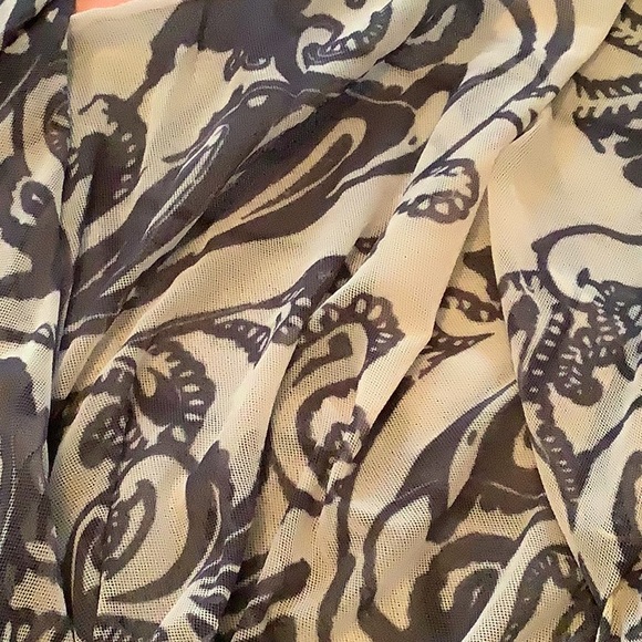 Lilka sheer beach cover or wrap Beige Brown swirls one size this is stretchy🐆 - Picture 6 of 8
